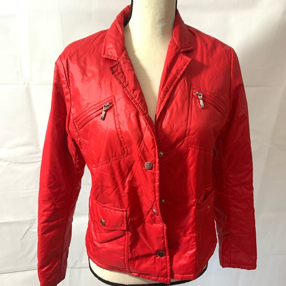 Spring/ fall red jacket 🧥 for ladies. Size 4-6